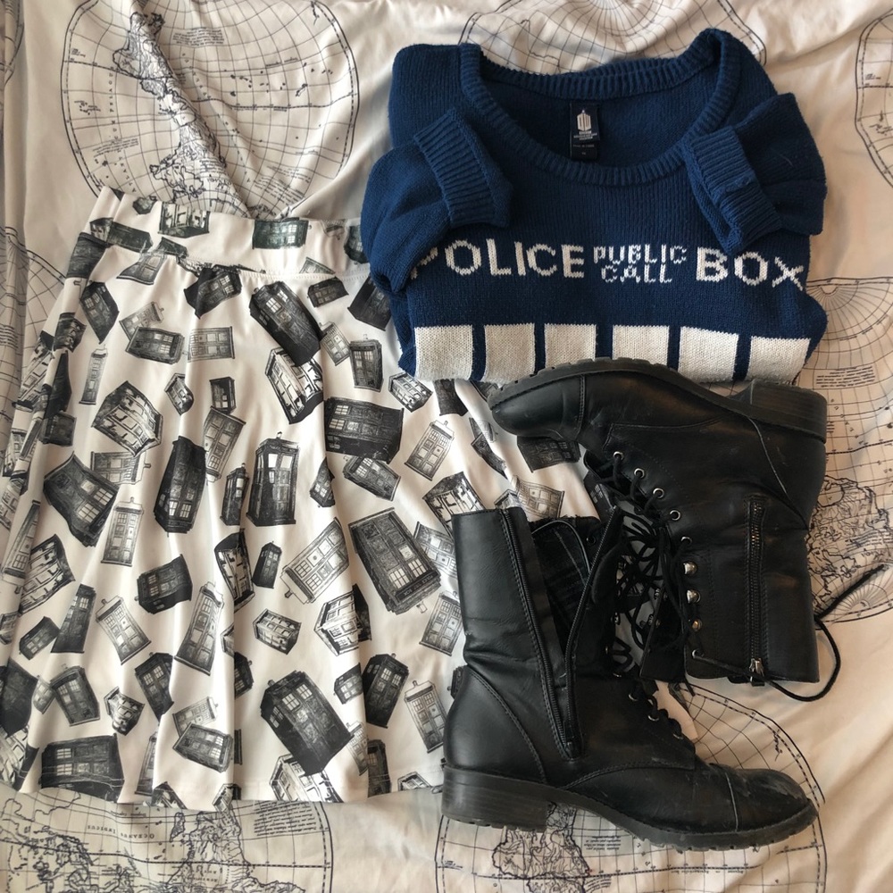 Bundle! Doctor Who Sweater and TARDIS Skirt